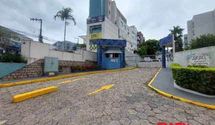 Apartamento com 2 quartos para alugar na Rua Lauro Linhares, 1830, Trindade, Florianópolis, 74 m2 por R$ 2.500