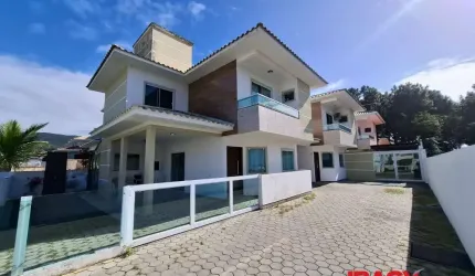 Casa com 3 quartos para alugar na Rua Fernando Bauther da Silva, 671, Ingleses, Florianópolis, 118 m2 por R$ 4.800