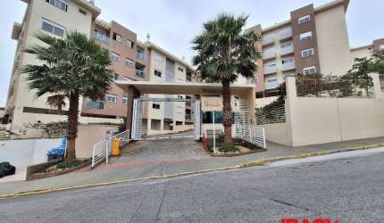 Apartamento com 2 quartos para alugar na Rua José Lino Kretzer, 390, Praia Comprida, São José, 63 m2 por R$ 2.900