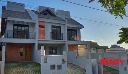 Casa com 3 quartos para alugar na Servidão Ana Maria da Costa, 155, Campeche, Florianópolis, 200 m2 por R$ 6.900