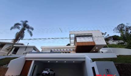 Casa em condomínio fechado com 4 quartos para alugar na Rua das Palmeiras, 31, Kobrasol, São José, 500 m2 por R$ 15.000