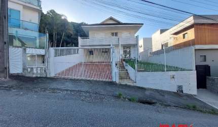 Casa com 4 quartos para alugar na Rua Acelon Eduardo da Silva, 176, Córrego Grande, Florianópolis, 306 m2 por R$ 10.500