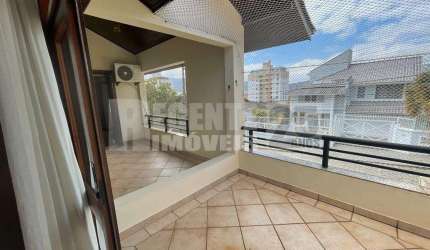 Casa à venda no bairro Trindade em Florianópolis