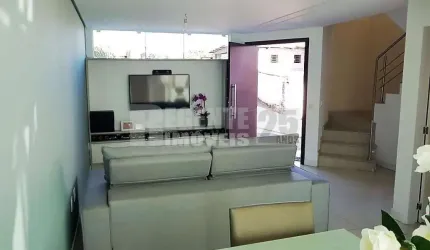 Casa com 3 quartos à venda no bairro Agronômica em Florianópolis