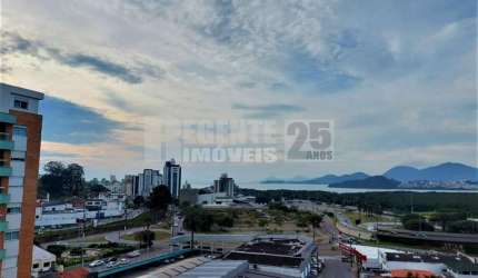 Cobertura Duplex à venda no bairro Trindade em Florianópolis.