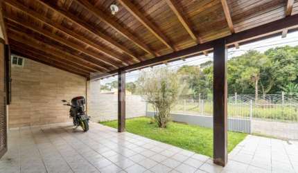 Casa à venda no bairro Carianos em Florianópolis