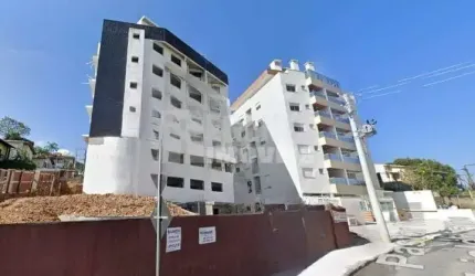 Cobertura duplex com 2 suítes + 1 quarto e 2 vagas bairro Itacorubi-Florianópolis