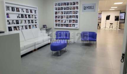 Sala comercial à venda no bairro Trindade em Florianópolis