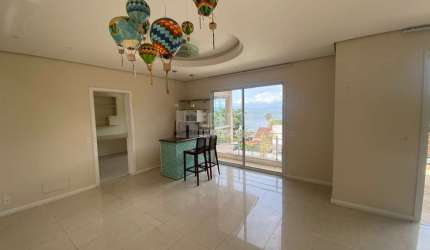 Linda Casa para Alugar em Santo Antônio de Lisboa
