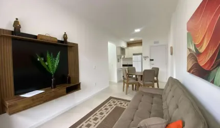 Excelente apartamento mobiliado com 01 dormitório no bairro Carvoeira, em frente a UFSC!