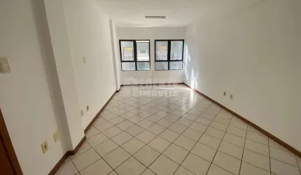 Excelente sala comercial para locação no bairro Trindade!