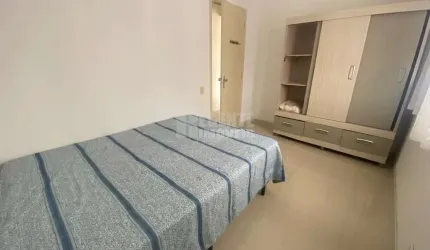 Ótimo apartamento mobiliado de 2 dormitórios no bairro Carvoeira, perto da UFSC!