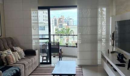 Apartamento à venda no bairro Centro em Florianópolis