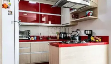 Apartamento mobiliado com 3 dormitórios no Centro Florianópolis