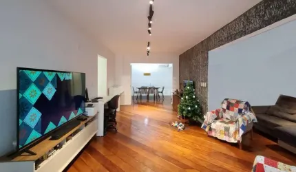Apartamento á venda no bairro Agronômica em Florianópolis