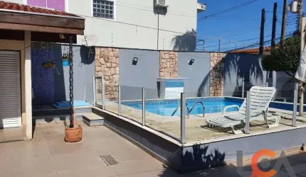 Casa com 3 dormitórios à venda, 244 m² por R$ 830.000 - Martim de Sá - Caraguatatuba/SP