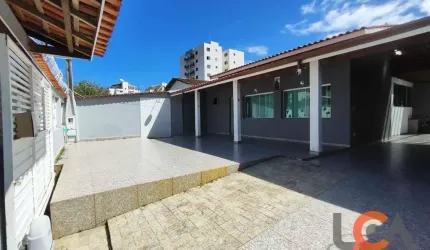 Casa com 4 dormitórios à venda, 205 m² por R$ 1.200.000,00 - Martim de Sá - Caraguatatuba/SP