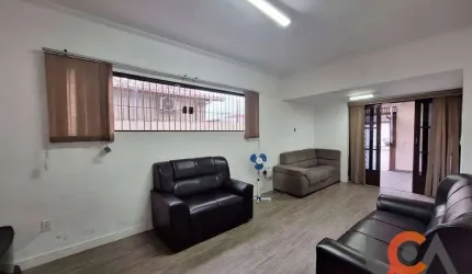 Casa com 4 dormitórios para alugar, 117 m² por R$ 4.500,00/mês - Indaiá - Caraguatatuba/SP