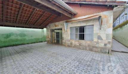 Casa com 2 dormitórios à venda, 141 m² por R$ 550.000 - Praia das Palmeiras - Caraguatatuba/SP