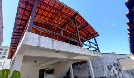 Sobrado a 150 mts da praia com 4 dormitórios à venda, 225 m² por R$ 850.000 - Martim de Sá - Caraguatatuba/SP
