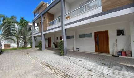 Sobrado com 2 dormitórios à venda, 135 m² por R$ 650.000 - Massaguaçu - Caraguatatuba/SP