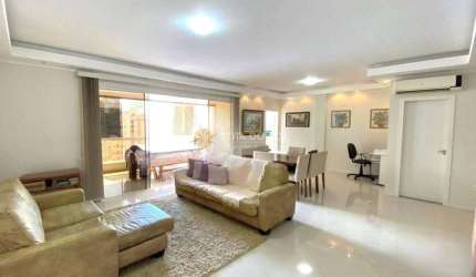 Nathalia apartamento mobiliado 4 suítes na Meia Praia