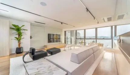 Yachthouse apartamento decorado 4 suítes e 3 vagas Balneário Camboriú