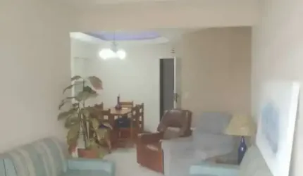 APARTAMENTO COM 3 DORMITÓRIOS NO CENTRO.