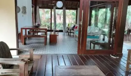 SOBRADO DENTRO DE CONDOMINIO COM 4 SUÍTES EM ITAMAMBUCA