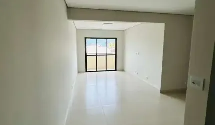APARTAMENTO COM 2 DORMITÓRIOS NO CENTRO.