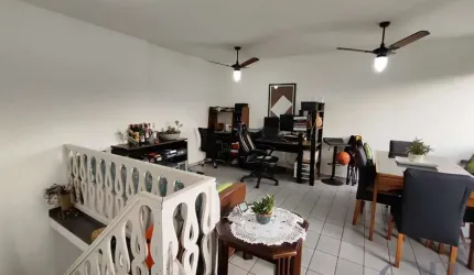 COBERTURA DUPLEX COM 3 DORMITÓRIOS NO CENTRO