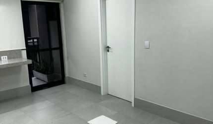 PONTO COMERCIAL NO CENTRO COM AR CONDICIONADO.