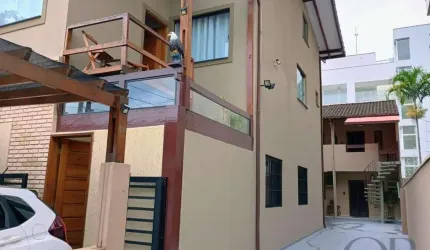 POUSADA COMPLETA COM 11 DORMITÓRIOS NO ITAGUÁ