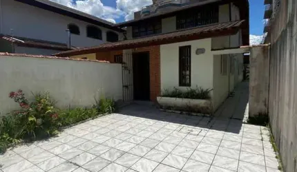 SOBRADO COM 3 DORMITÓRIOS NO ITAGUÁ