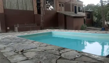 Suíte Lindo Local só 900,00 Mensais.