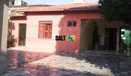 Casa Plana com 4 dormitórios à venda, 325,00 m² por R$ 700.000- Cidade dos Funci