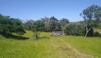 Sítio em Jardim Novo Aeroporto  -  Itapetininga
