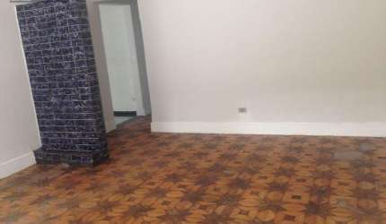 Terreno com Casa Velha em Jaguaré - 435m² à Venda por R$825k