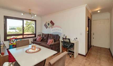 Apartamento 2 dormitórios com ampla sacada
