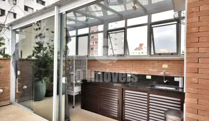 Cobertura Duplex, 181m2,  3 dormitórios, 1 suíte com 2 vagas de garagem.