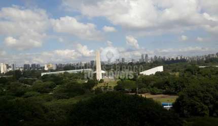 Ibirapuera apartamento para venda! Vista para o Parque, 320m , 4 suítes, 6 vagas, ACEITA PERMUTA !!!