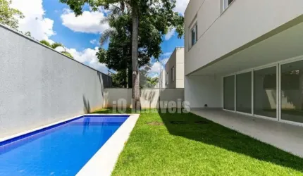 Casa em condomínio fechado na Chácara Santo Antônio