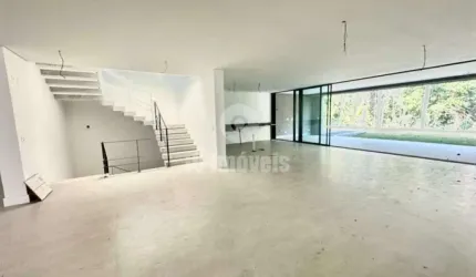 Casa de condomínio alto padrão 4 suítes 6 vagas Chácara Santo António