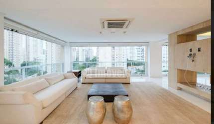 Apartamento a  venda no Campo belo, 3suite, 5 vagas, quadra de tenis. Alto  padrão.