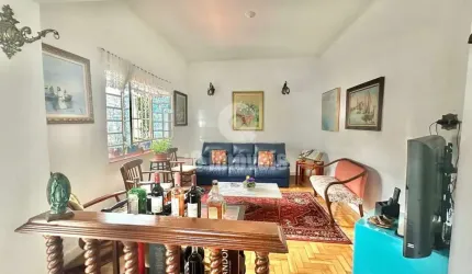 Linda casa terrea a venda com 437,50 m² de terreno para venda 3 dormitórios, 8 vagas, churrasqueira.