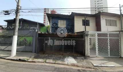 Casa com 3 Quartos e 2 banheiros à Vendan
