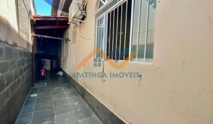 Casa ampla e bem localizada &#224; venda no bairro Iguaçu ? Ipatinga
