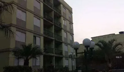 Apartamento com 2 dormitórios à venda, 64 m² por R$ 260.000,00 - Jardim Santa Emília - São Paulo/SP
