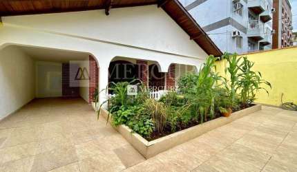 Casa Enseada, 3 quartos à venda por R$ 800.000 – Imobiliária Guarujá
