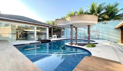 Casa com Piscina, 7 quartos (7 suítes) à venda, 414 m² por R$ 3.000.000 - Balneário Praia do Pernambuco - Guarujá/SP - Imobiliária Mercuri